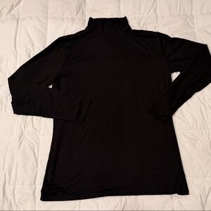 32 : Decree Black Turtleneck Top